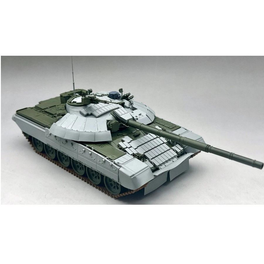 Model Kit Ukraine - 35A067 Eğlenceli 1/35 T-72AMT Ukrayna Ana