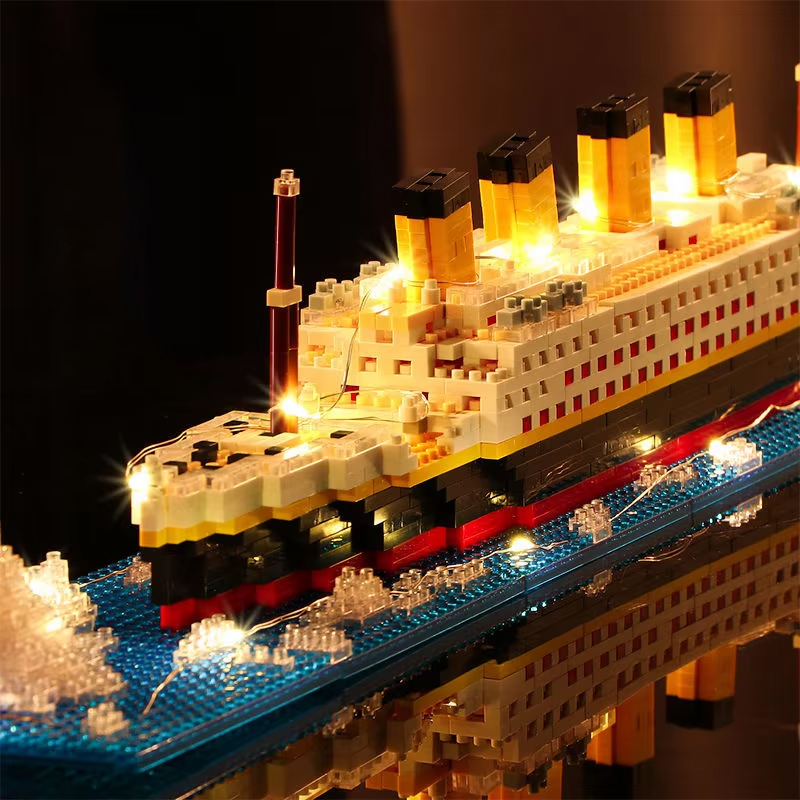 Model Kit Titanic - DIY Titanic Yaratıcı Lüks Buzdağı Yolcu