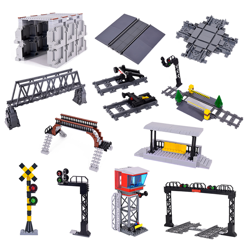 Şehir Trenleri Esnek Parçalar  - Model Kit Wall E incelemesi ve fiyatı