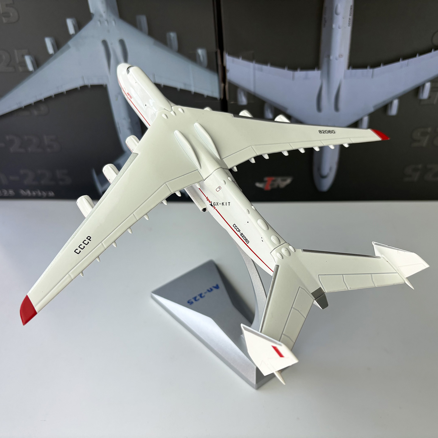 1/400 Ölçekli AN225 Ağır Taşım - Model Kit Ukraine incelemesi ve fiyatı