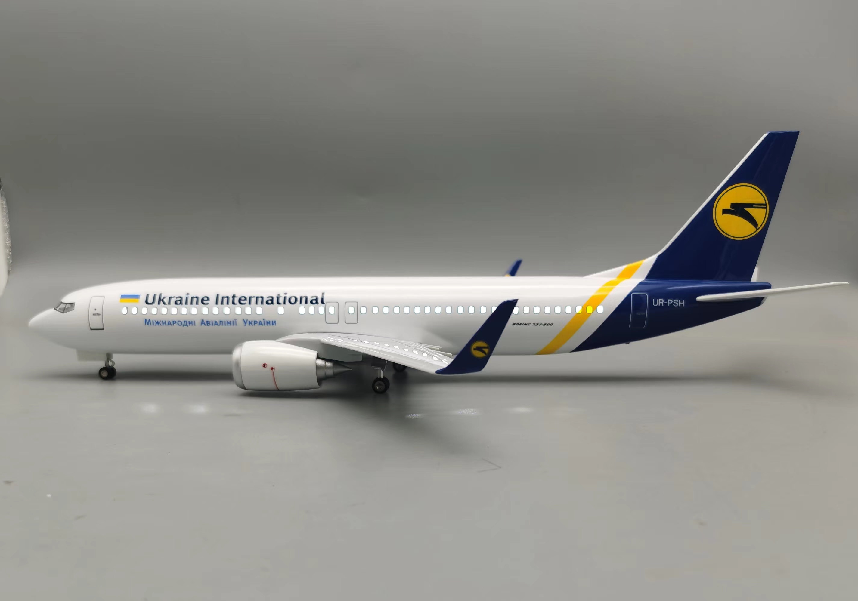 47 cm Uçak Modeli B737-800 Ukr - Model Kit Ukraine incelemesi ve fiyatı